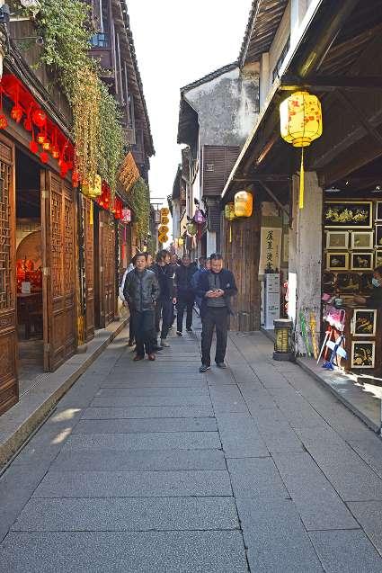 射击弹跳球